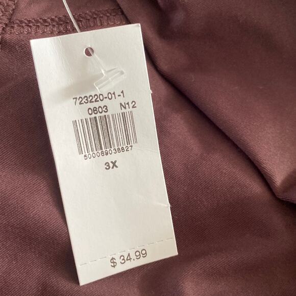 Old Navy Plum Wine Powersoft long sleeve power cropped performance top - Picture 12 of 12